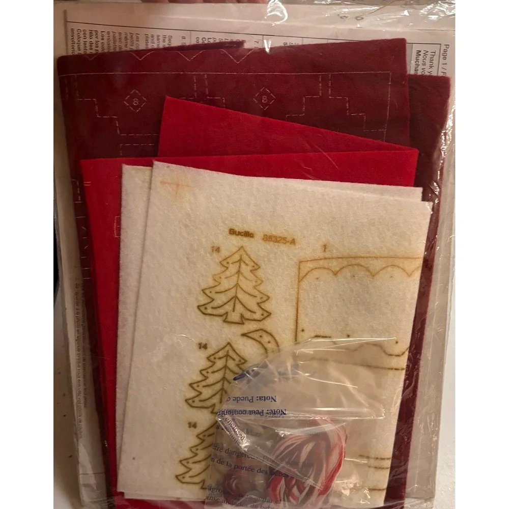 NIP Bucilla Sweater Knit 18 Felt Stocking Kit Maria Stanziani Reindeer Red New
